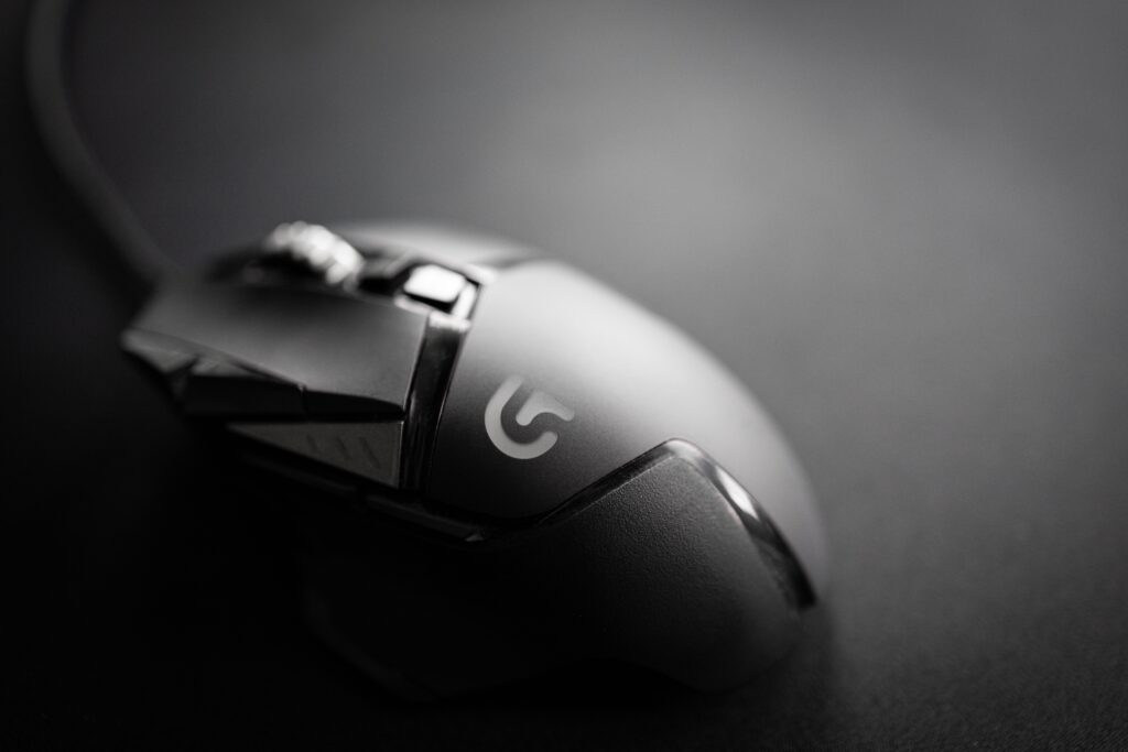 2. How Do I Choose A Gaming Mouse For FPS Games?